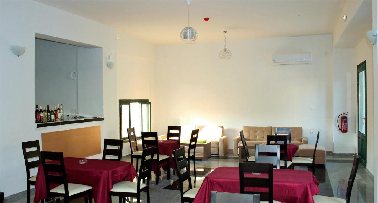Chalkiotis Hotel Anaxos Bagian luar foto